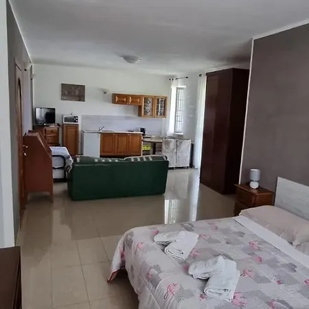 Villa Naclerio-3
